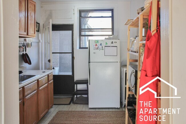 Photo - 2606 W Gunnison St Apartment