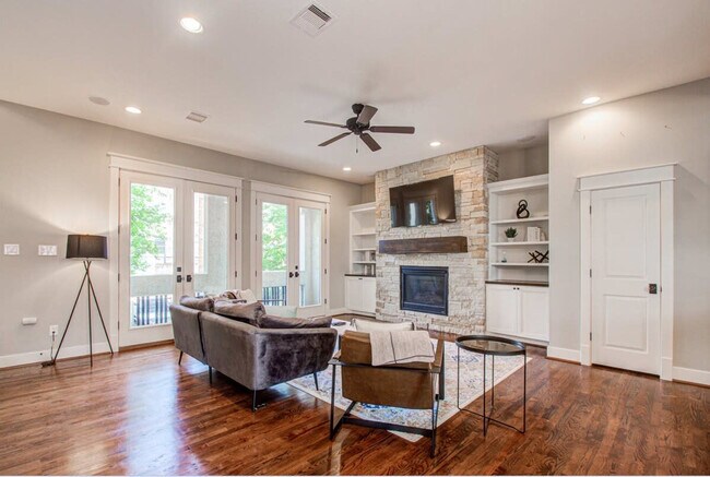 Foto del edificio - 2323 Woodhead St