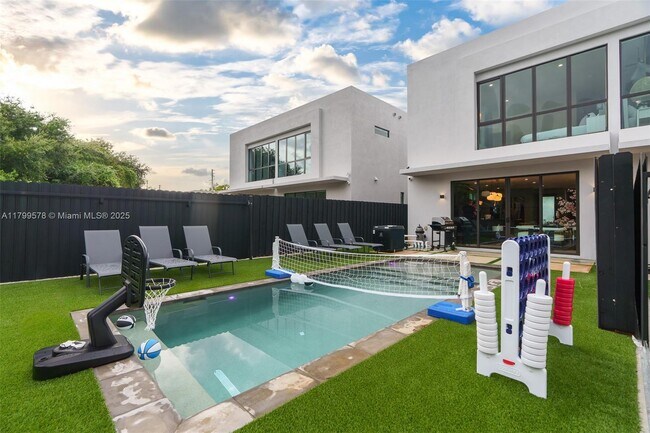 Foto del edificio - 410 NW 52nd St