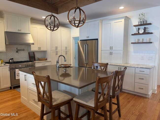 Foto del edificio - 7457 NY-8