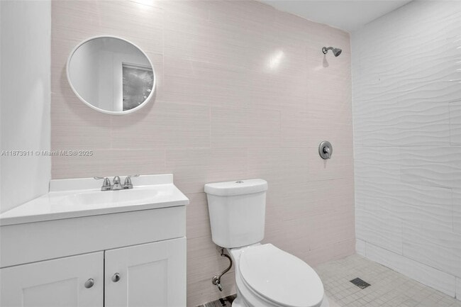 Building Photo - 2372 NW 34th St