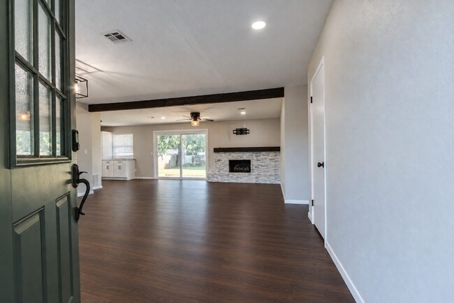 Photo - 4305 NW 59th St (Oklahoma City, OK) House
