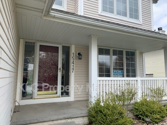 Building Photo - 15417 Ridgeview Dr