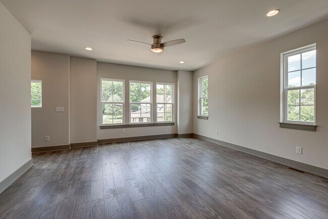 Foto del edificio - West Nashville Townhome