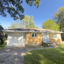 Building Photo - 2789 Thornapple River Dr SE