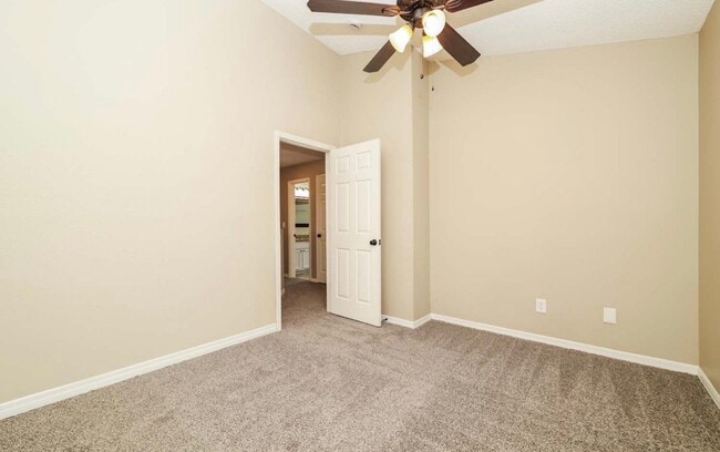 Building Photo - 2405 Needham Dr