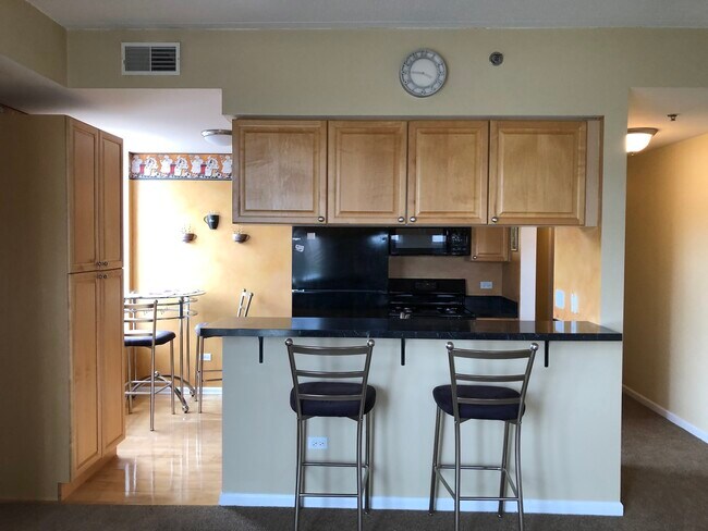 Foto del edificio - 400 Village Cir