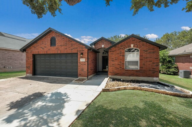 Building Photo - 13626 Ashley Oaks