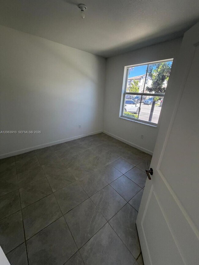 Building Photo - 12527 NW 24th Ave