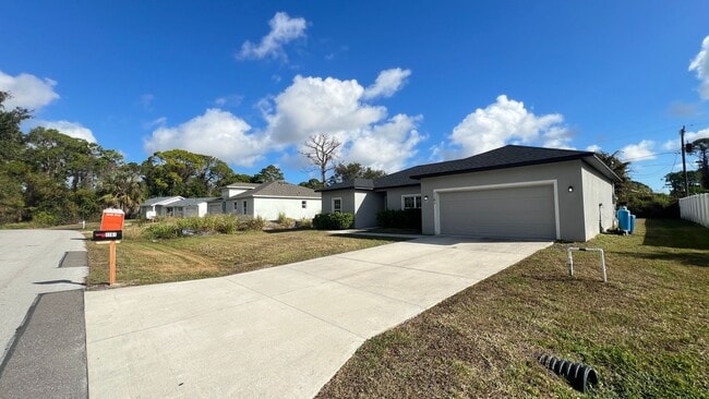 Building Photo - BEAUTIFUL 3 Bedroom, 2 Bathroom Home in Palm Bay!!