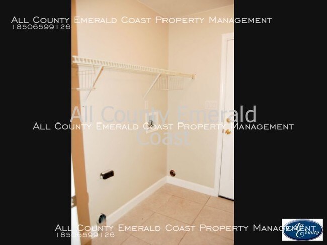 Building Photo - 30 Ruby Cir