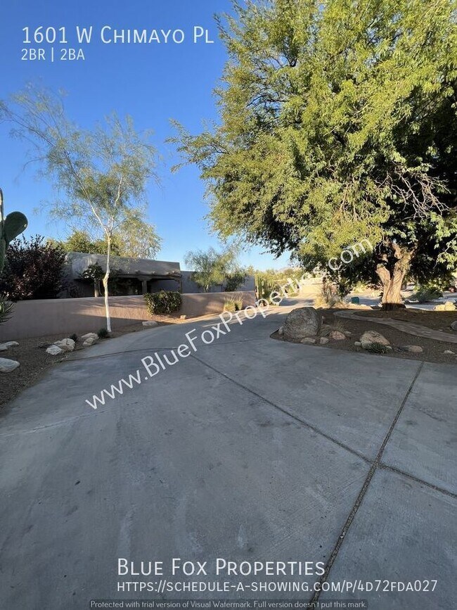 Building Photo - 2 Bed in quiet Northwest neighborhood, set...