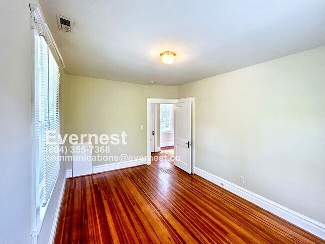 Foto del edificio - 4600 Park Ave