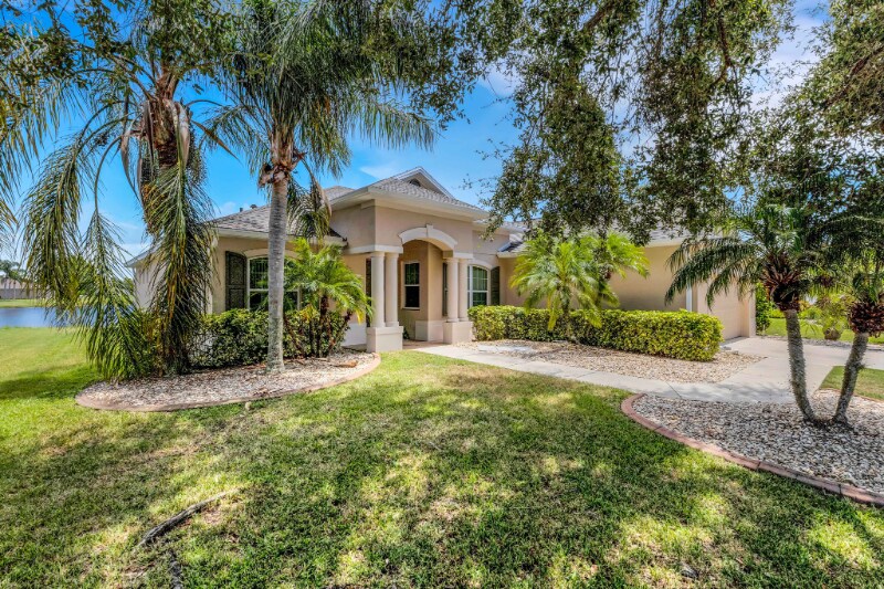 Foto principal - 6415 67th St E