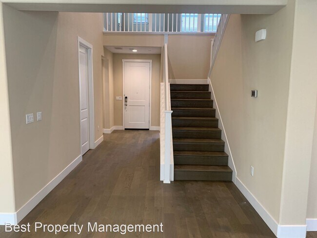 Building Photo - 5 br, 4.5 bath House - 78 E Salvatore Ct