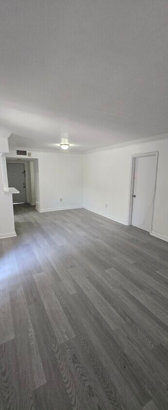 Primary Photo - 17650 NW 68th Ave