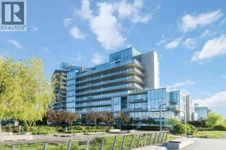 Building Photo - 5111 Hollybridge Way