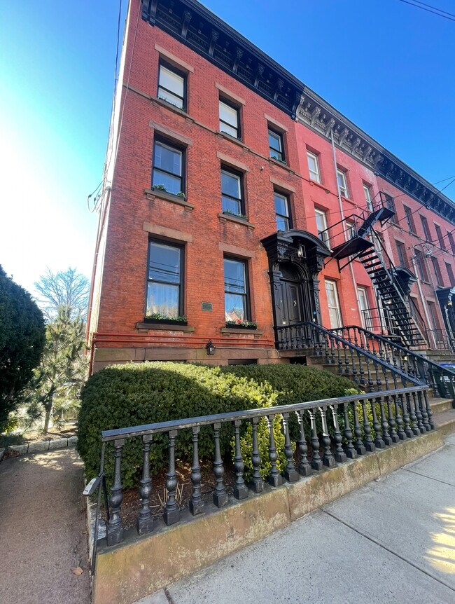 Foto del edificio - 40 Trumbull St