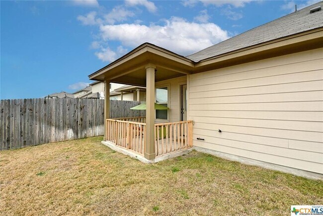 Foto del edificio - 362 Limerick Rd