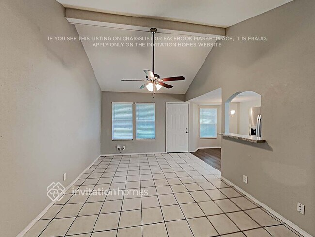 Foto del edificio - 13238 Edgeboro St