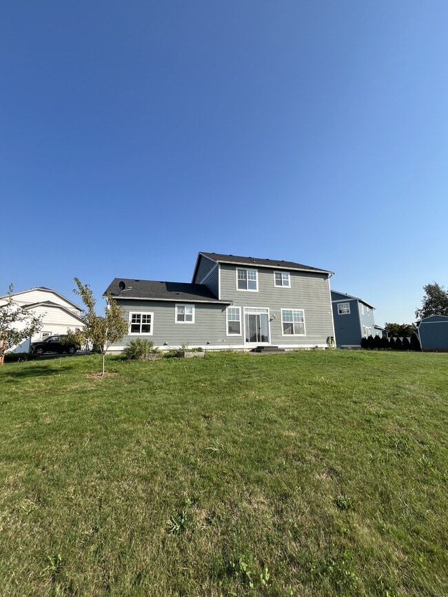 Building Photo - 1341 Colony Ct