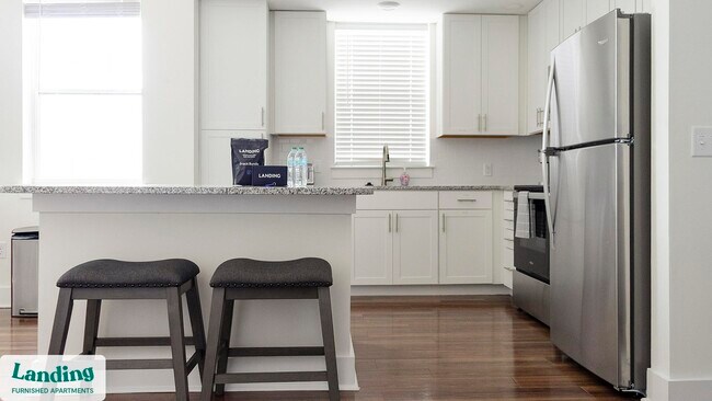 Foto del edificio - 901 Kelly Green Ln