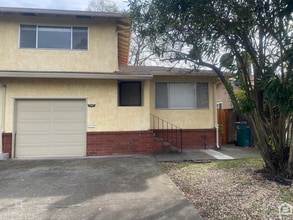 Building Photo - 534-536 Joaquin Dr