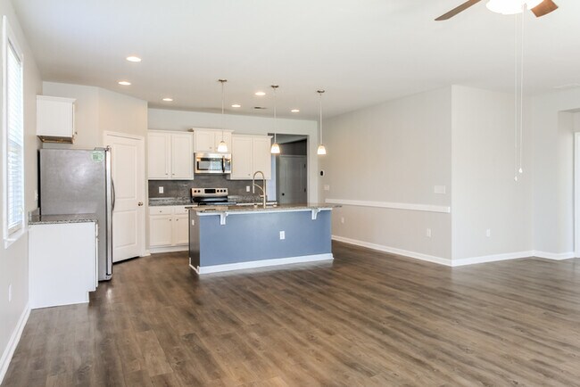 Foto del edificio - 534 Hay Hill Ln