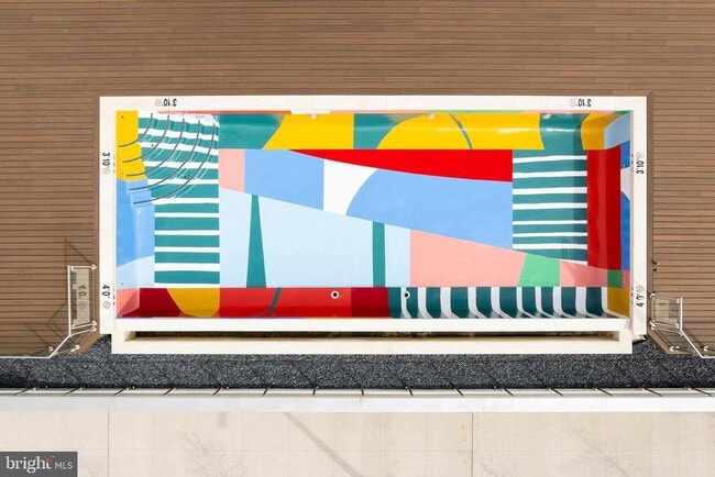 Foto del edificio - 1775 N American St