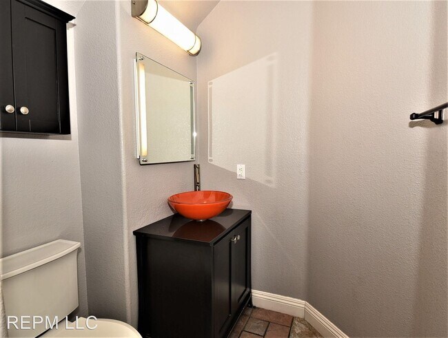 Building Photo - 4 br, 2.5 bath House - 3674 Great Bear St