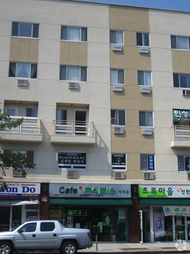 Foto del edificio - 150-17 Northern Blvd