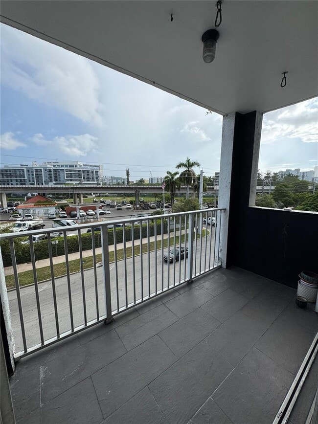 Foto del edificio - 1010 NW 11th St