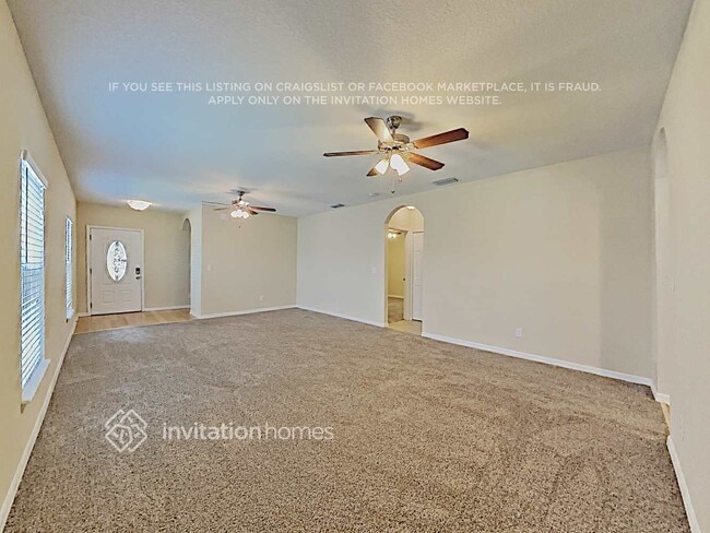 Foto del edificio - 6160 Kiteridge Dr