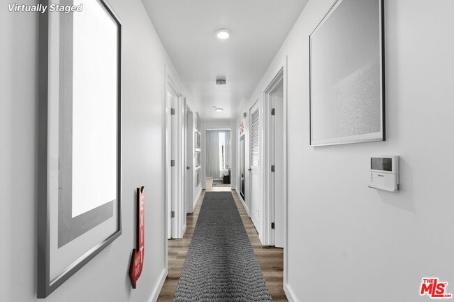 Building Photo - 11408 Sarah St