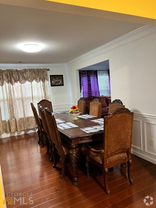 The Overlook at Southwood Apartments under 2,955 Hampton, GA 3