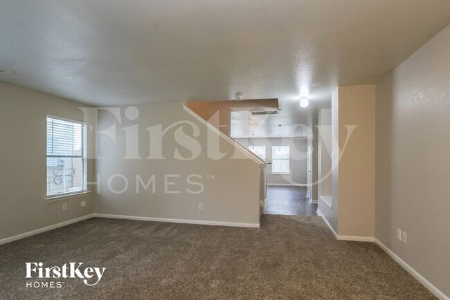 Building Photo - 430 Remington Creek Dr