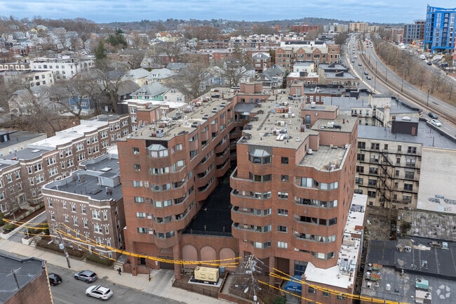 Exterior - Kelton Place Condominiums