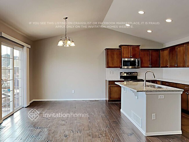 Foto del edificio - 8023 Silver Birch Dr