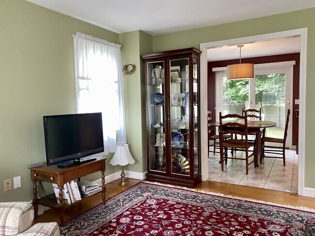 Building Photo - 83 Ann Vinal Rd