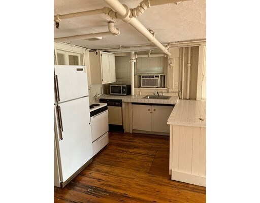 Foto del edificio - 48 Charles St