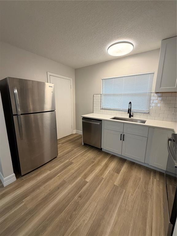 Building Photo - 316 W Howry Ave