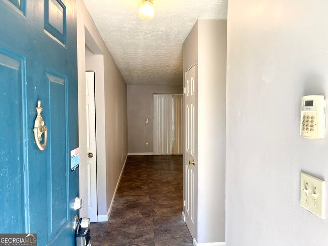 Foto del edificio - 216 Sheraton Ct