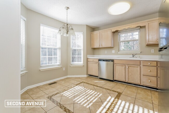 Foto del edificio - 4204 Akins Ridge Ln