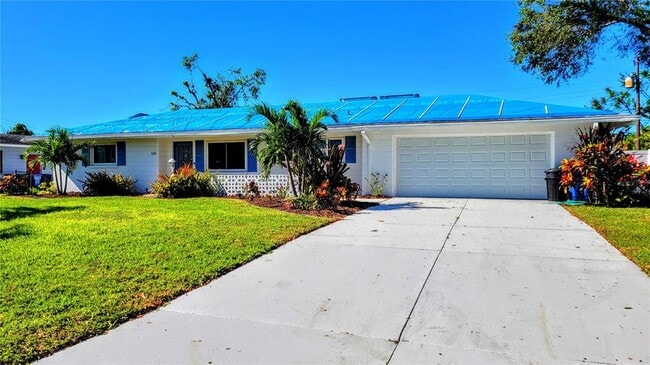 Building Photo - 3236 S Lockwood Ridge Rd