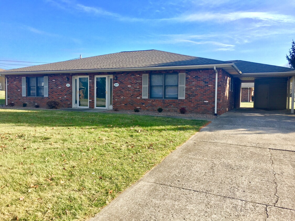 3018 N Anthony Ct, Huntingburg, IN 47542 Townhome Rentals in