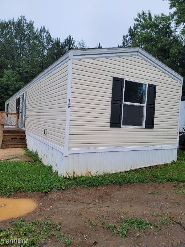 Primary Photo - 3 br, 2 bath Mobile Home - 19 Spark Ln