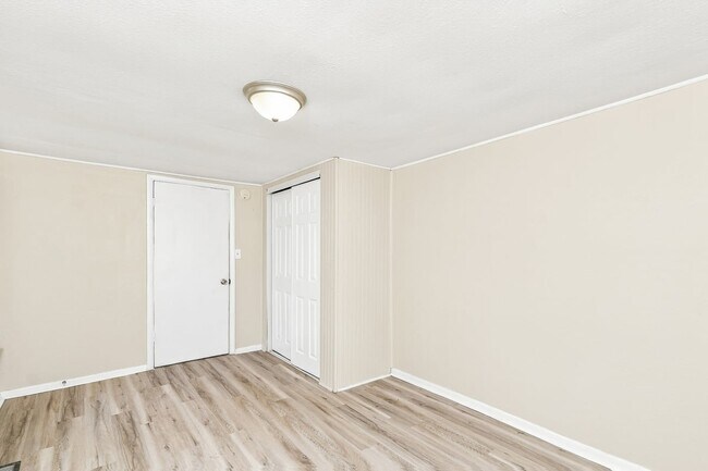 Foto del edificio - 3816 W 59th St