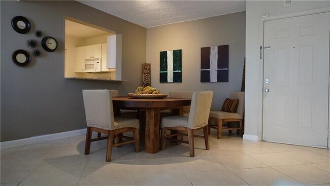 Foto del edificio - 1450 SE 3rd Ave