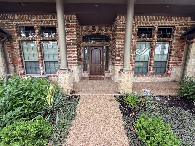 Foto del edificio - 518 Creekside Dr
