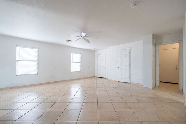 Foto del edificio - 13628 W Fargo Dr
